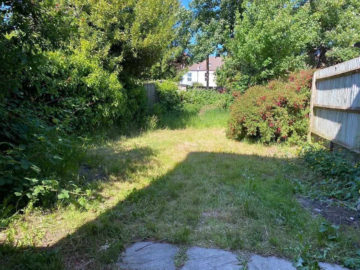 Shirley House: Self-Catering Haven Near Southampton Central 3*,