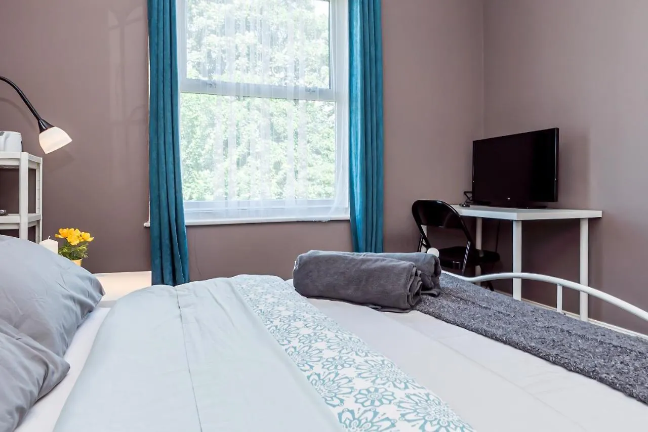 Shirley House: Self-Catering Haven Near Southampton Central 3*,