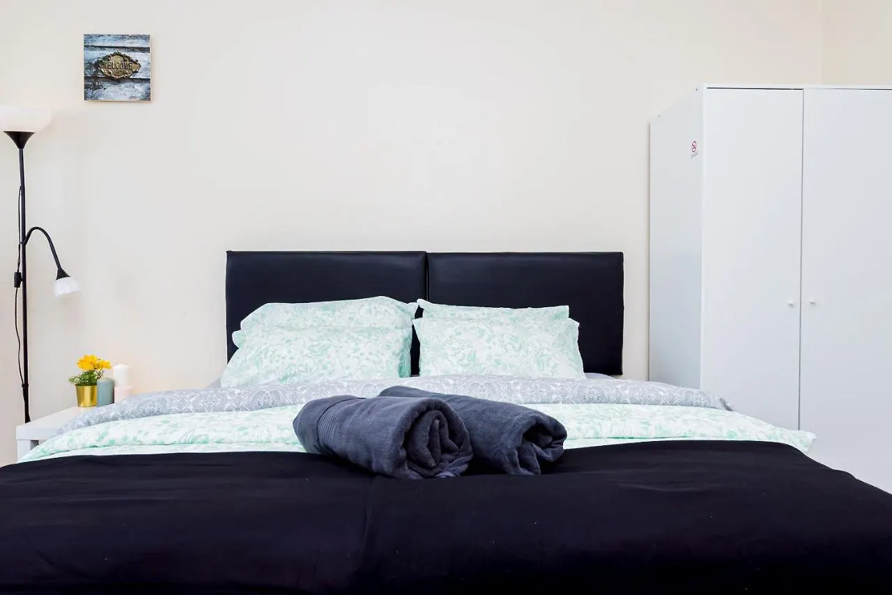 Shirley House: Self-Catering Haven Near Southampton Central 3*,  United Kingdom
